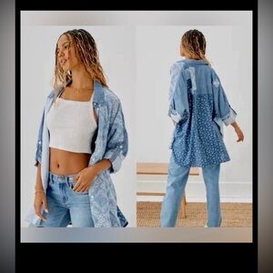 American Eagle Oversized Button Down Shirt Patchwork Linen in Blue/White Size S
